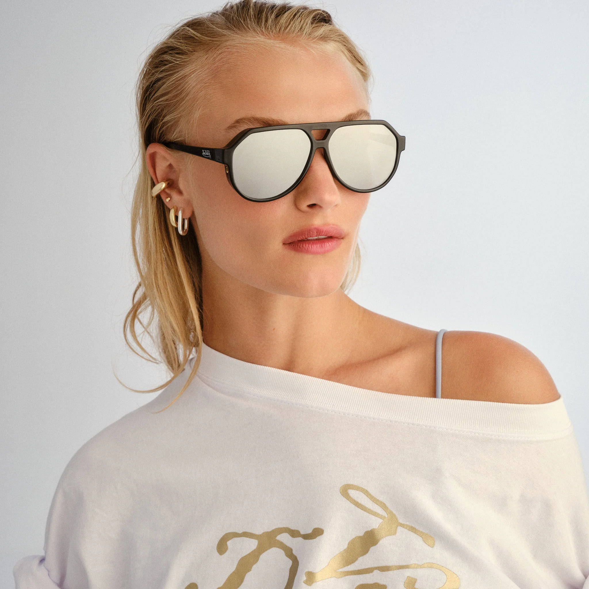 2109-von-dutch-x-aire-shameless-sunglasses-black-6.webp VON DUTCH x AIRE SHAMELESS SUNGLASSES - BLACK