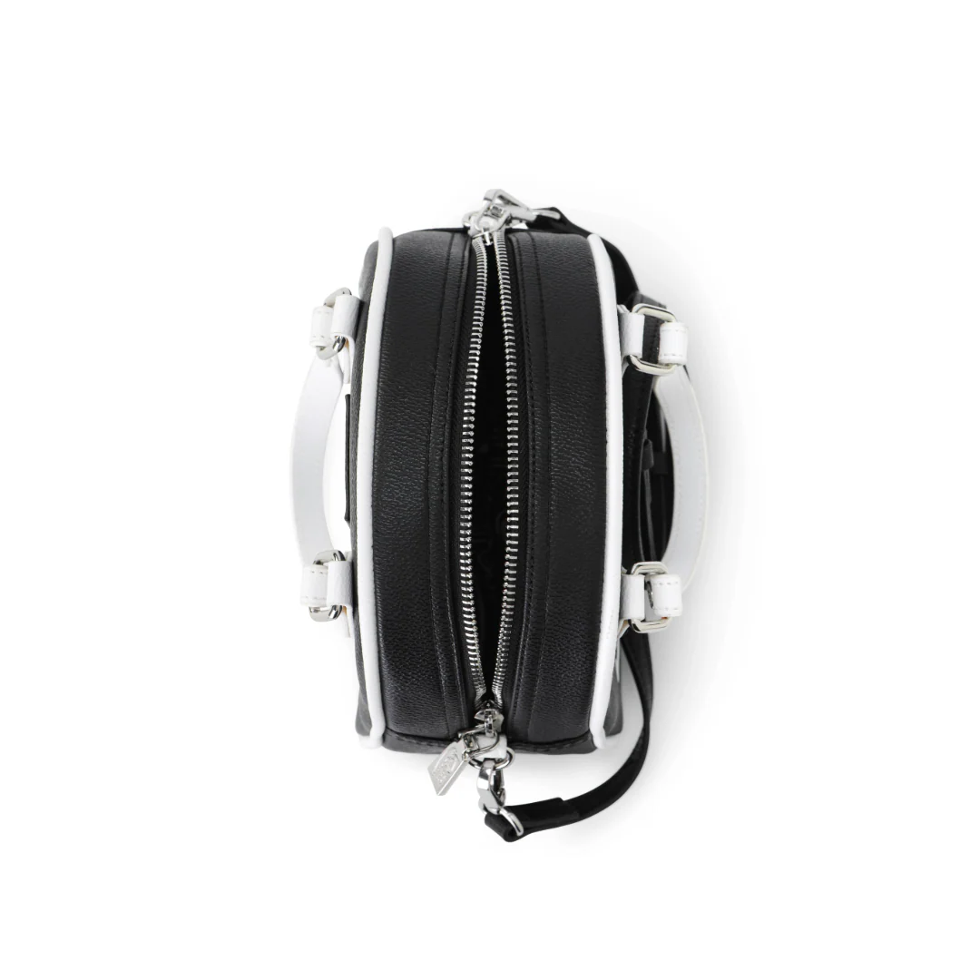 418-classic-51-black-bowling-bag-5.webp Classic 51 Black Bowling Bag